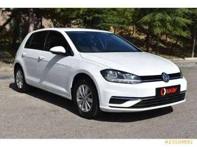 Volkswagen Golf 1.0 TSi Midline Plus